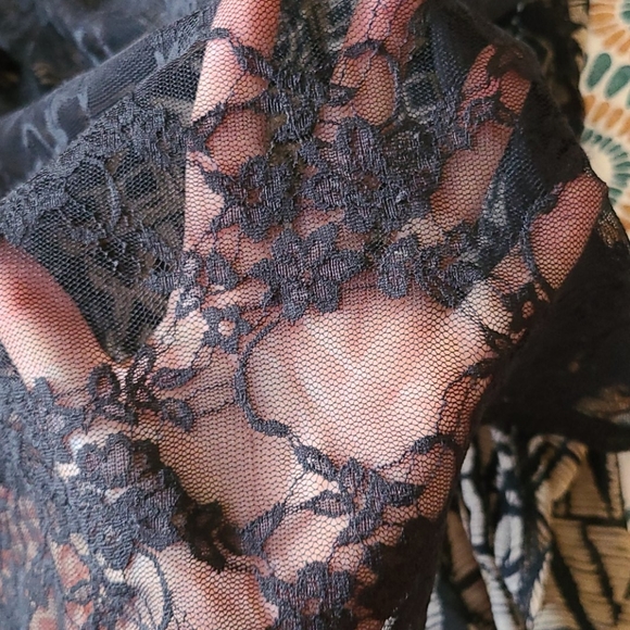 Fun top - Picture 3 of 5